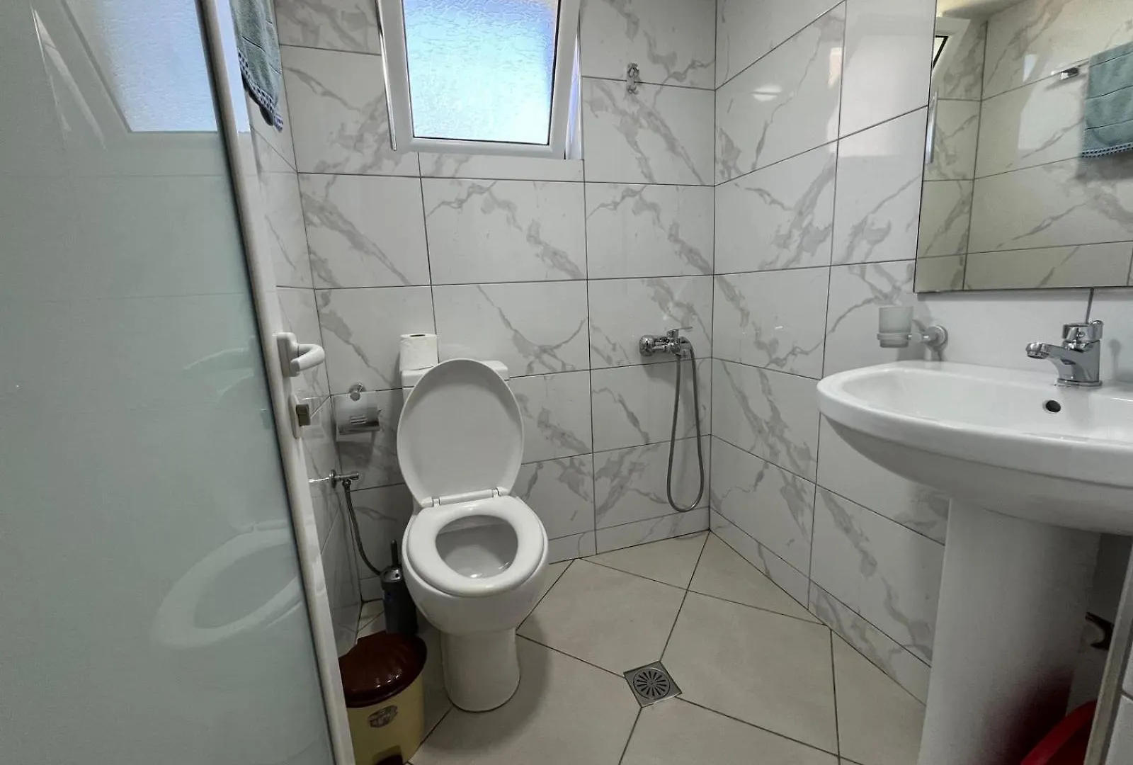 Golden Villa Ksamil Apartment
