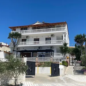 Summer Dreams Apartment