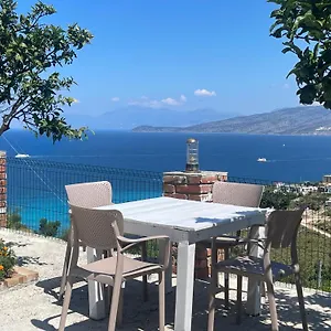 Emiljano Seaview Apartment